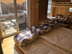 神奈川県三浦半島先端 三崎町にある海に近いゲストハウス　シングルベット